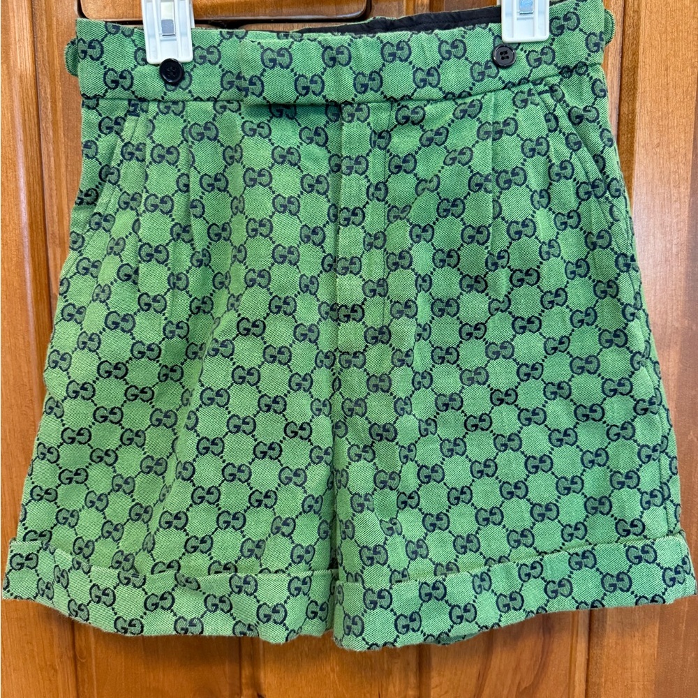 Gucci High Waist Shorts in Green with Black Pattern